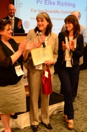 Pr Elke Richling was awarded by Lisbon Polyphenols 2014 Scientific Committee for her Scientific Contribution